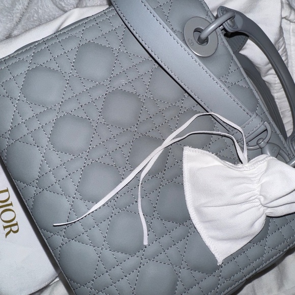 Lady Dior Gray Matte - Picture 8 of 12